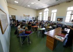 Iscrizioni scuola primaria, media e superiore 2023/24: come presentare la domanda online
