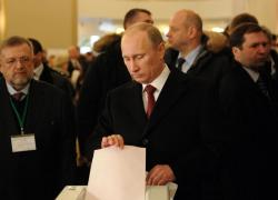 Navalny dimesso dall'ospedale: "Possibile guarigione completa". Putin: "Si è avvelenato da solo"