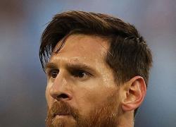 Messi: 'Resto al Barcellona'