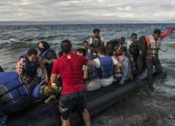 Migranti, Ue: 'Riforma Dublino urgente. Alleggeriti Paesi arrivo. Rimpatri in 12 settimane'