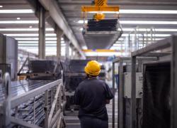Istat, prezzi produzione industria aprile 2023: -4,8% su marzo, -1,5% su base annua dopo oltre 2 anni di crescita