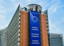 Coloro che oggi vedono la debolezza dell’Europa non hanno il coraggio (e non l'hanno mai avuto) di dire la parola referendum 