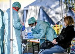Covid Italia: contagi 110.168. Il tasso di positività sale ancora: è al 26,8%