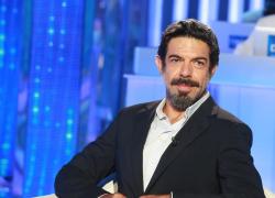 Chiusura cinema e teatri, gli attori spengono Instagram contro il Dpcm: "Non siamo solo tempo libero"