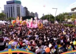 Il Pride non aiuta i gay, li ghettizza