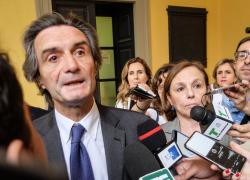Covid Italia, Attilio Fontana lancia l'allarme: "Lombardia verso la zona rossa"
