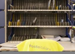 Poste Italiane, pagamento pensioni novembre dal 27 ottobre: come fare e calendario