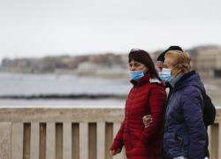 Coronavirus, nel Lazio mascherina obbligatoria anche all'aperto