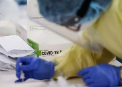 Coronavirus, Ricciardi: 'A dicembre rischio 16mila casi al giorno, ma abbiamo 7 armi per evitarlo'