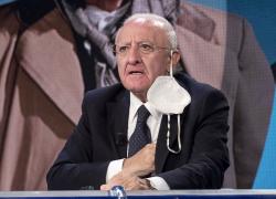De Luca, scuole chiuse in Campania: fino al 30 ottobre lezioni solo a distanza