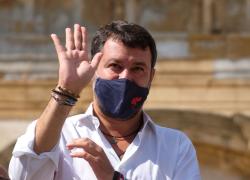 Caso Gregoretti, Salvini in tribunale: tensione tra i manifestanti presenti