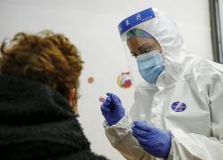 Coronavirus, record di contagi da inizio epidemia: +7.332 nuovi casi in un giorno