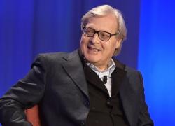 Vittorio Sgarbi ricoverato per depressione: "Ho perso parecchi chili, faccio fatica in tutto, medito sul destino che mi attende, passo molto tempo a letto"
