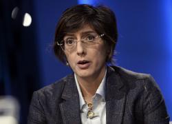 Caso Gregoretti, Giulia Bongiorno colpita da lastra di marmo in Aula durante udienza Salvini