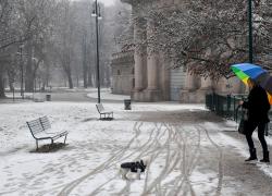 Previsioni meteo, torna la neve in pianura al Nord: nevicherà anche al Sud a bassa quota. Colpo di....