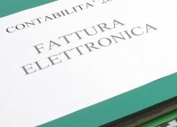 Scadenze regime forfettario: quando inviare la fattura in tempo e cosa si rischia