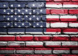 Tetto debito Usa scuote le Borse e preoccupa la Casa Bianca, Fitch mette rating americano AAA sotto osservazione
