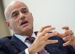 Eni, l'AD Claudio Descalzi verso la riconferma. Tre nomi in short list per la presidenza