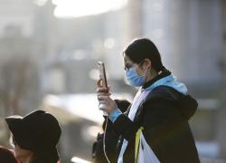 Covid, la nuova ondata travolge la Cina: "Non tracciamo più gli asintomatici"