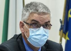 Covid, Brusaferro: "In Italia lieve crescita, evitata impennata curva"