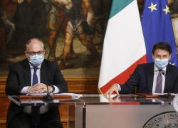 Decreto ristori, aiuti non bastano: governo valuta nuovo deficit 2020