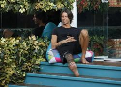 Grande Fratello Vip 5, Tommaso Zorzi furioso con Francesco Oppini! LITE NELLA NOTTE - VIDEO. Fine dell'amicizia?