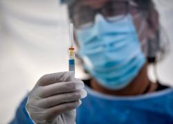 Coronavirus vaccino: quali sono gli effetti collaterali di cui nessuno parla?