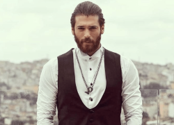 Can Yaman, La 5 gli dedica uno speciale: andrà in onda domani 8 novembre. ANTICIPAZIONI VIDEO