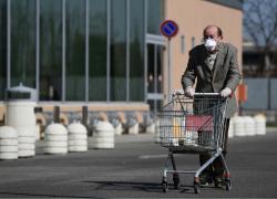 Aiuti alimentari negati ai più bisognosi, arrestato sindaco del Vercellese