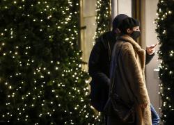 Natale 2020, il coronavirus influisce sul budget regali: -25% per 2 famiglie su 3