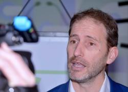 M5S, Casaleggio elimina lo scudo legale per gli eletti