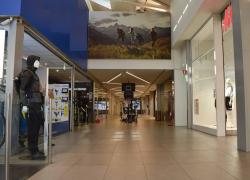Centri commerciali chiusi nel weekend: la rabbia dei rappresentanti dei commercianti