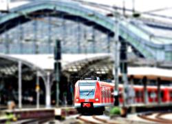 Antitrust, aumento prezzo dei treni per le feste di Natale: avviata indagine