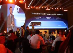 Egitto: Il Cairo, Xiaomi tiene cerimonia inaugurazione nuovo telefono