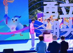 Cina: staffetta della torcia dei Giochi para-asiatici ad Hangzhou (2)