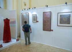 Ungheria: Budapest ospita mostra d'arte su seta cinese (1)