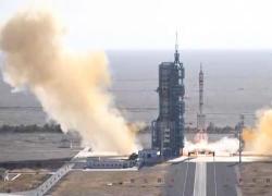 Cina: lancio di veicolo spaziale Shenzhou-17 in 90 secondi