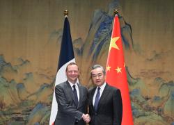 Cina-Francia: tengono dialogo strategico