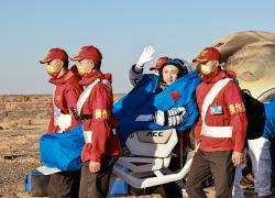 Cina: capsula di rientro Shenzhou-16 atterra a Dongfeng (4)