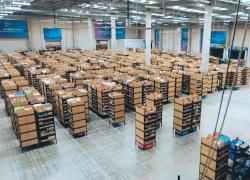 Cina: logistica migliorata stimola mercato globale durante festa shopping