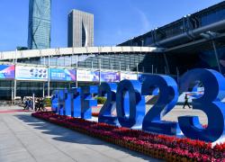 Cina: oltre 4.900 imprese partecipano a China Hi-Tech Fair