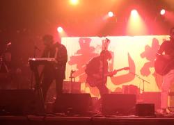 Festival di musica rock cinese attira numerosi spettatori a New York