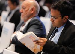 Cina: Guangzhou, Xinhua presenta rapporto di ricerca a WMS (2)