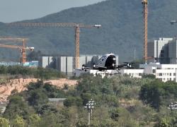 Cina: sistema UAV per passeggeri compie volo commerciale dimostrativo
A inizio anno, EH216-S ha ottenuto certificato di omologazione per l'eVTOL senza pilota