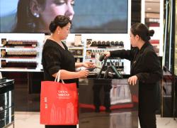 Cina: Hainan, vendite totali duty-free offshore in aumento nel 2023 (2)