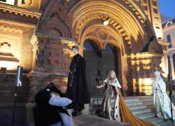 Cina: Heilongjiang, piazza della cattedrale accoglie turisti (3)