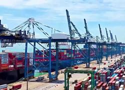 Cina: segretario generale ASEAN parla positivamente di economia nazionale
Secondo Kao Kim Hourn, economia cinese è importante per ASEAN e per il mondo