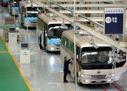 Cina: vendite veicoli commerciali, +20% nel 2023
