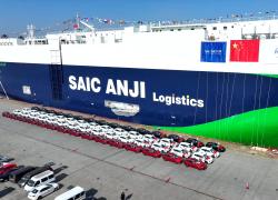 Nave "ro-ro" cinese inizia viaggio inaugurale verso l'Europa