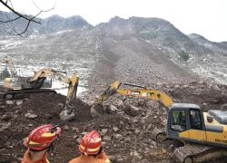 Cina: innalzato livello d'emergenza per frana nello Yunnan